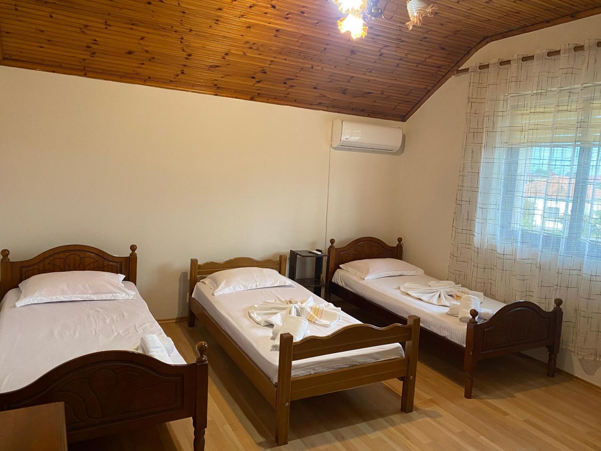 Bahçallëk The Hideaway Guesthouse מראה חיצוני תמונה